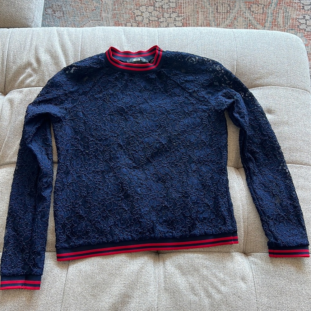 Slate & Willow lace sweatshirt (XS)